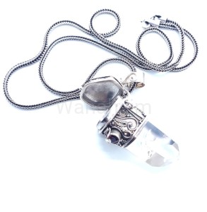 Zawieszka średniowieczna KALJOPEJA kryształ górski granat srebro