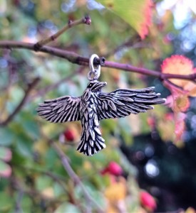 Zawieszka KRUK HUGIN srebro