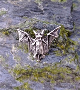 Zawieszka NIETOPERZ FLAPPI srebro