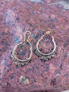 Kolczyki  średniowieczne THORILA brąz