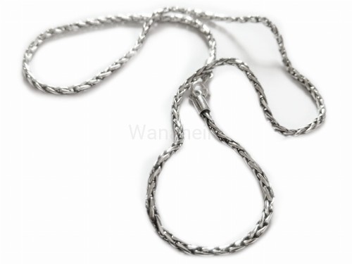 Naszyjnik średniowieczny DEMUS srebro k16.jpg