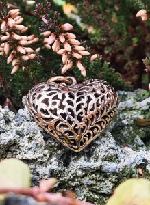 Zawieszka SERCE FIONA brąz 