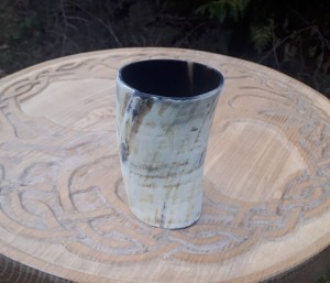 Kubek 0,3 l niepolerowany