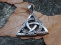 Zawieszka celtycka TRIQUETRA srebro ac132 4.jpg